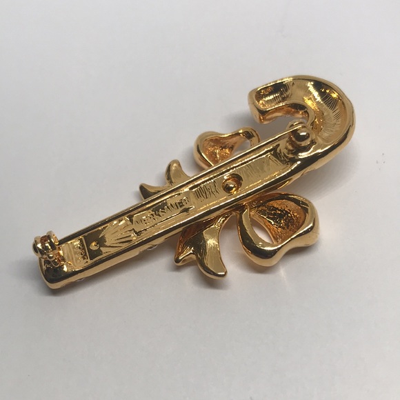 1995 Merksamer Candy Cane W/Bow Christmas Brooch Pin Gold Tone Red Green Blue - Picture 3 of 6